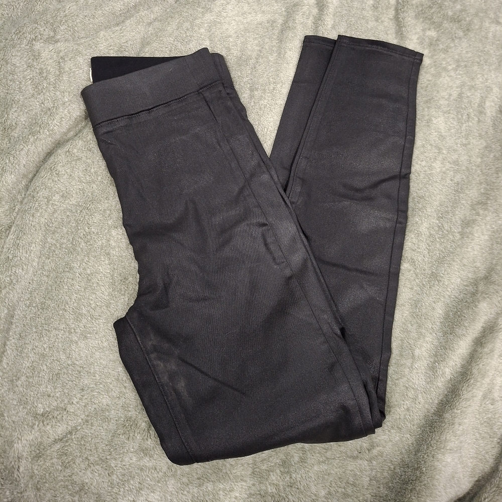 L'AGENCE Black Apparel